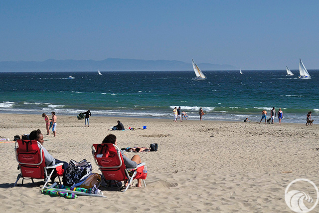 Twin Lakes State Beach