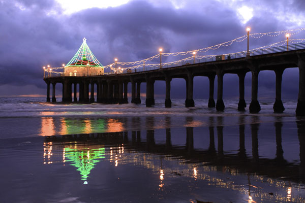 Holiday Pier, Manhattan Beach, ©Eric Polchow