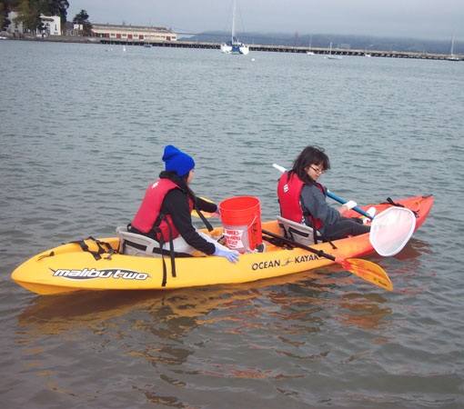 Kayaker volunteers