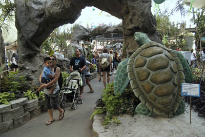 Family enjoying the Beach Buddy Adventure, Courtesy California State Fair